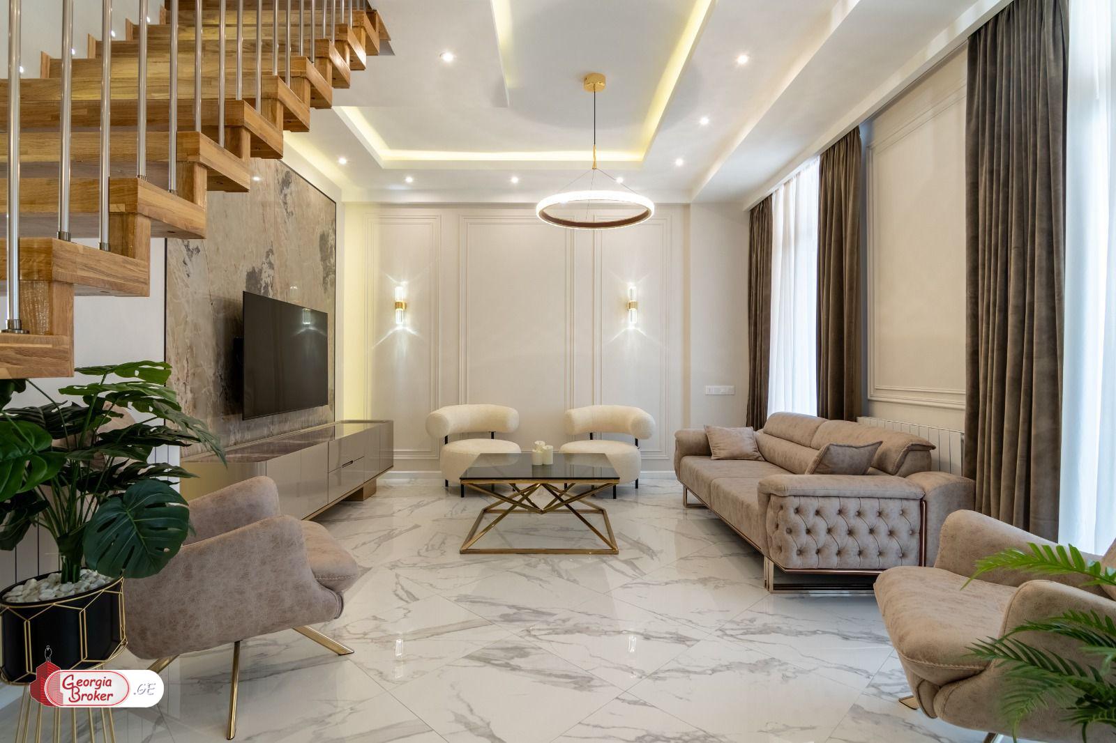 იყიდება ახალი გარემონტებული 6 ოთახიანი ბინა შატბერაშვილის ქუჩაზე